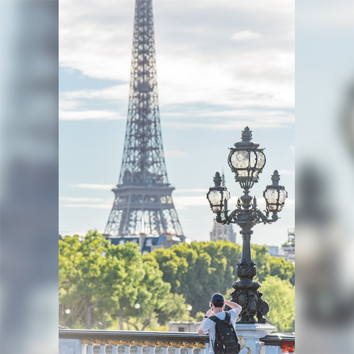 Around-Eiffel-Tower