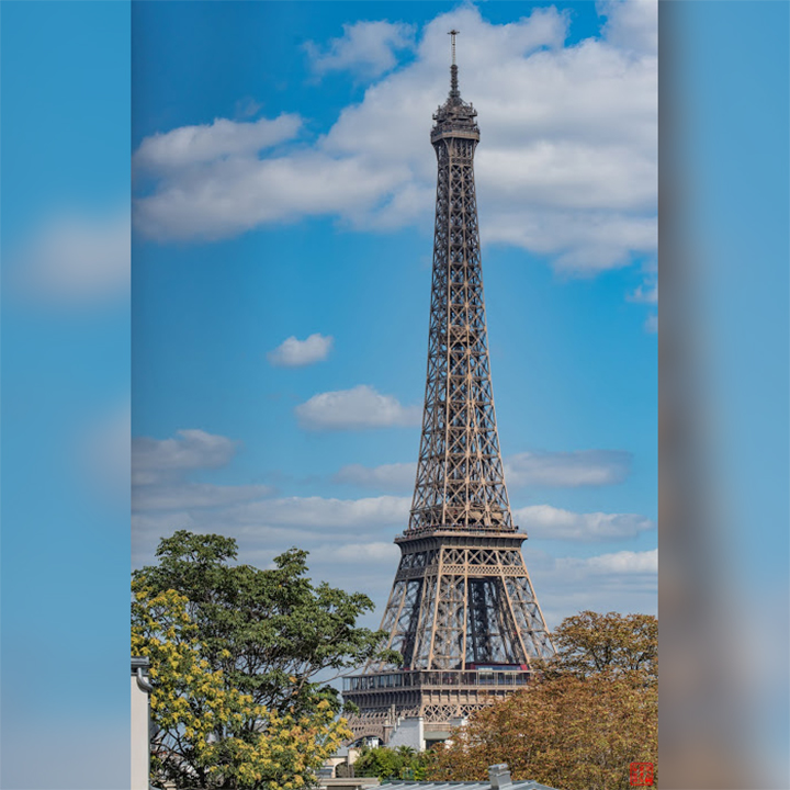 Around-Eiffel-Tower