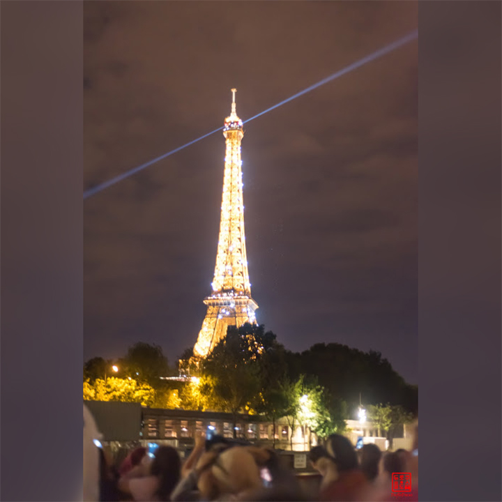 France-Paris-WalkDayToNight