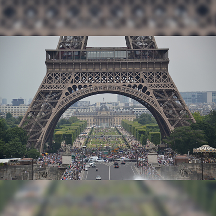 Tour Eiffel et Champ de Mars