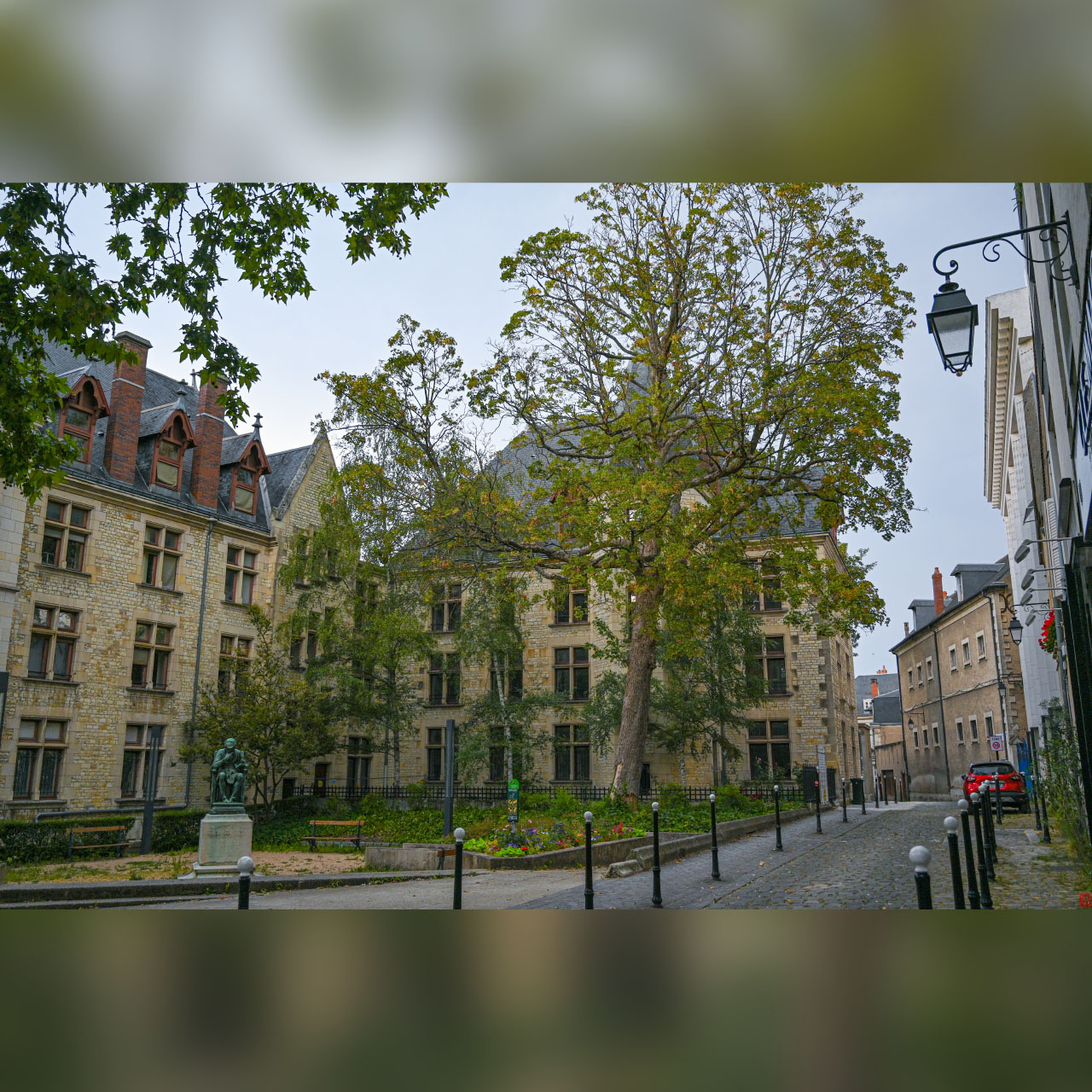 Bourges