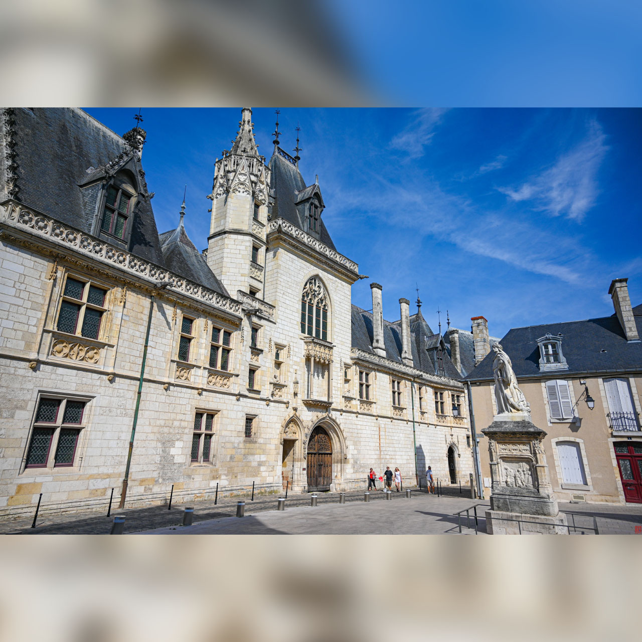 Bourges