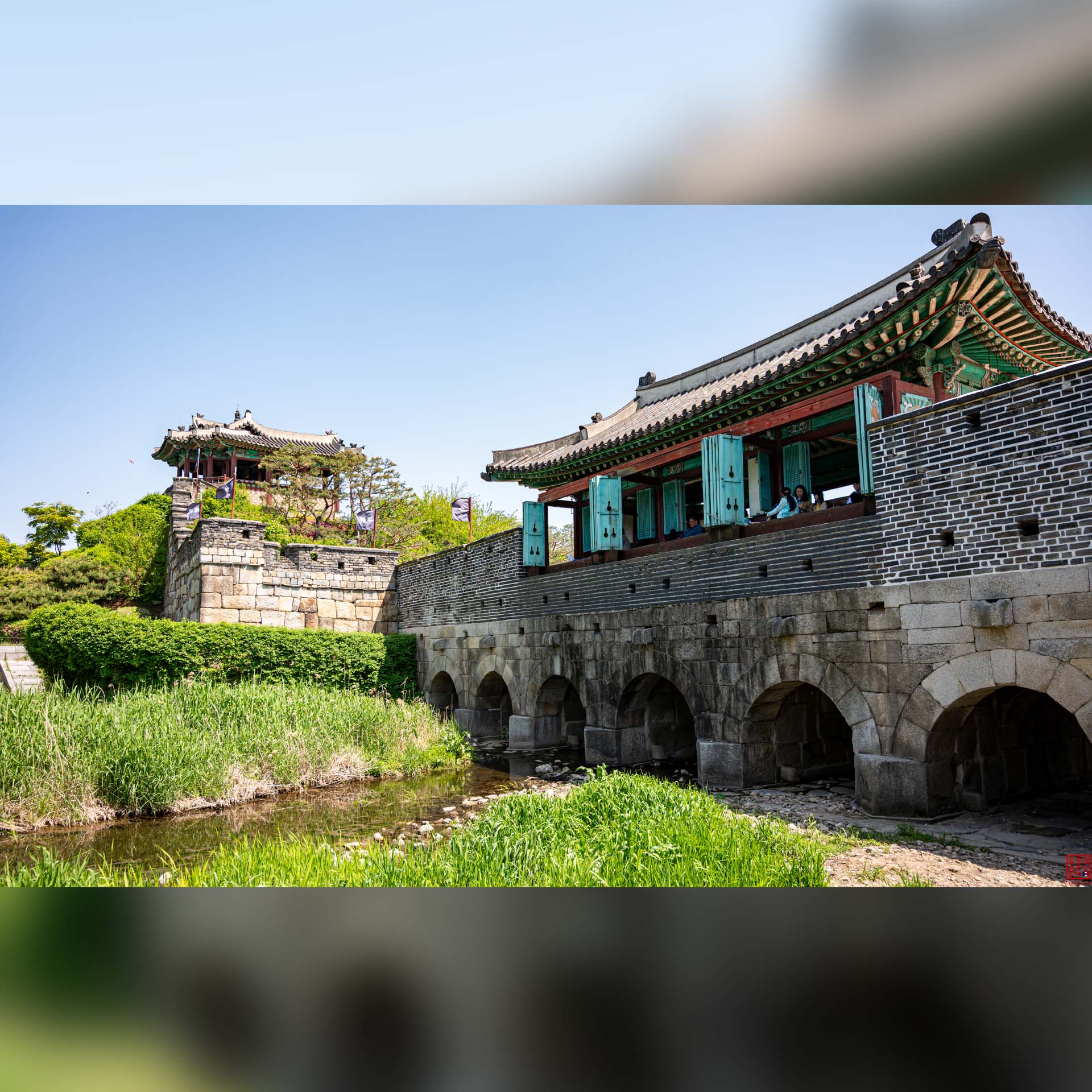 Architecture militaire historique de la forteresse de Hwaseong à Suwon